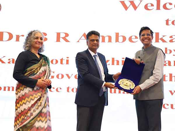 CAG and IIT Madras sign MoUs to enhance audit skill sets improve sustainable audit