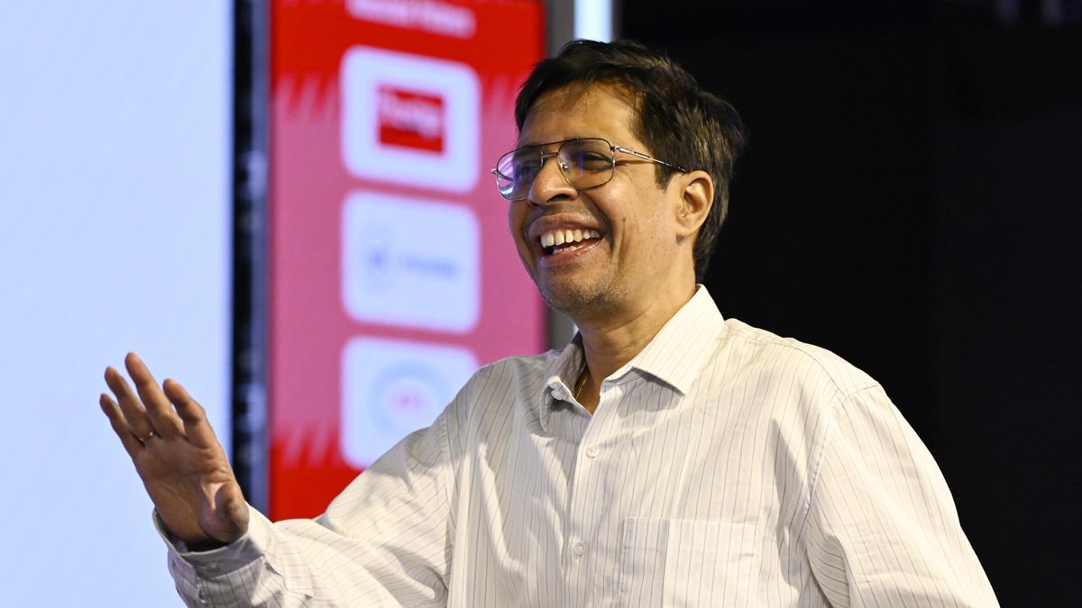 CAG signs MoUs with IIT Madras for improving audit skill sets, sustainable audit